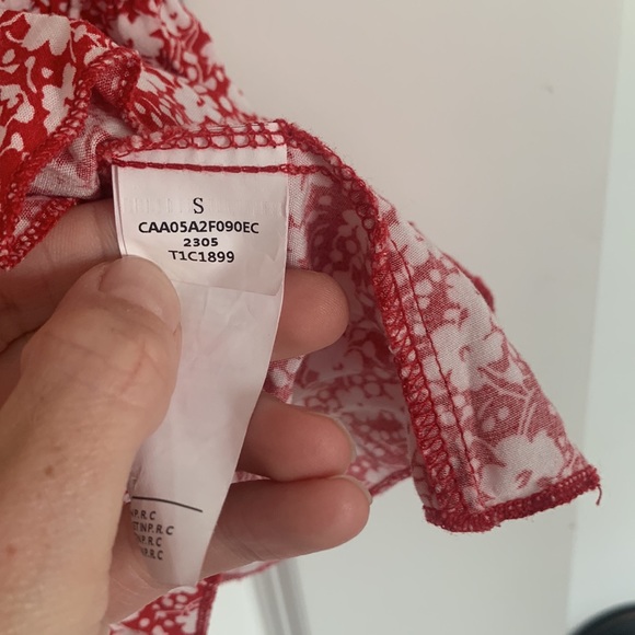 Cupshe Luciana v neck flared sleeve ditsy red a shape dress - Picture 6 of 6